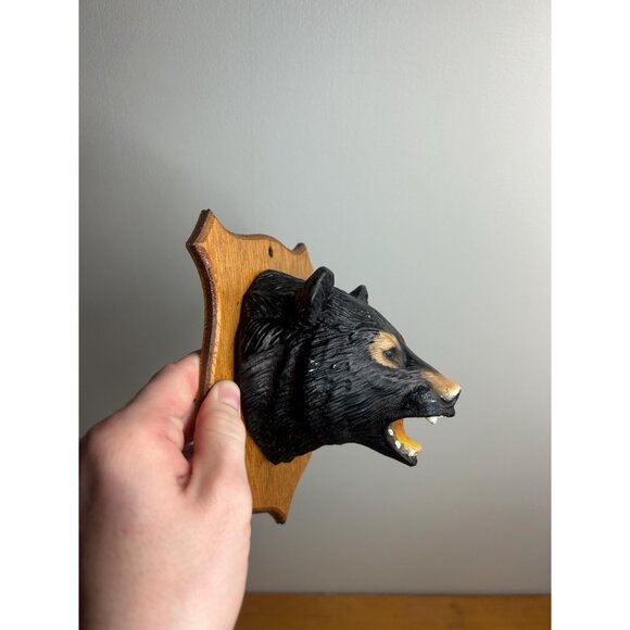 Small wooden vintage faux bear head ball decor black bear taxidermy plaque - Picture 4 of 5